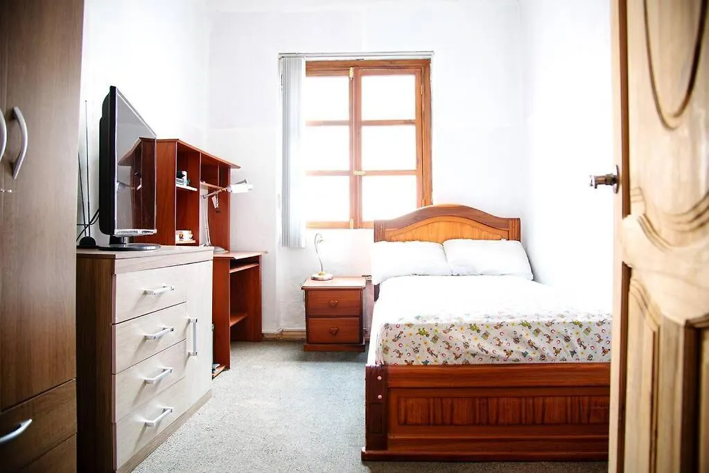 Spacious 3 Bedroom Apartment Old Town 基多
