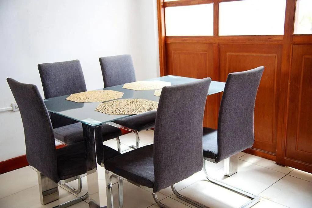 Spacious 3 Bedroom Apartment Old Town 基多 0*,  厄瓜多尔